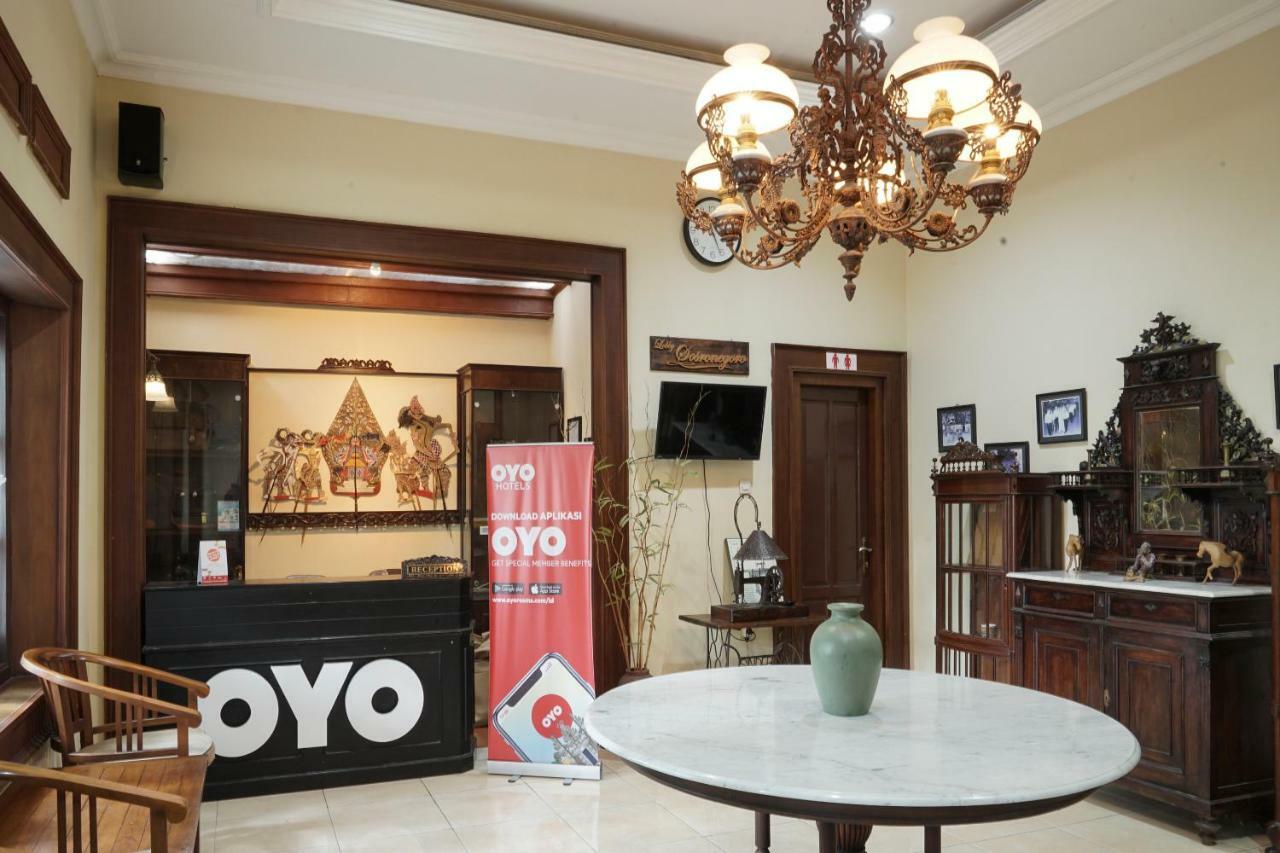 Oyo 804 Ndalem Maharani Guest House Yogyakarta Exteriör bild